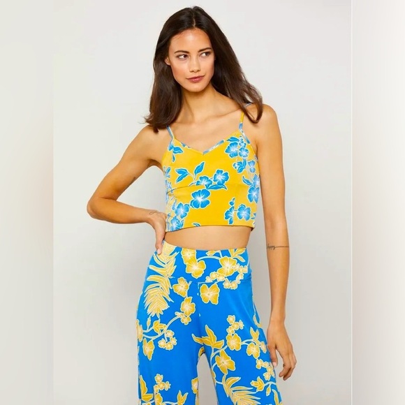 BCBG Floral Blue and Yellow Women's Set - Picture 2 of 5